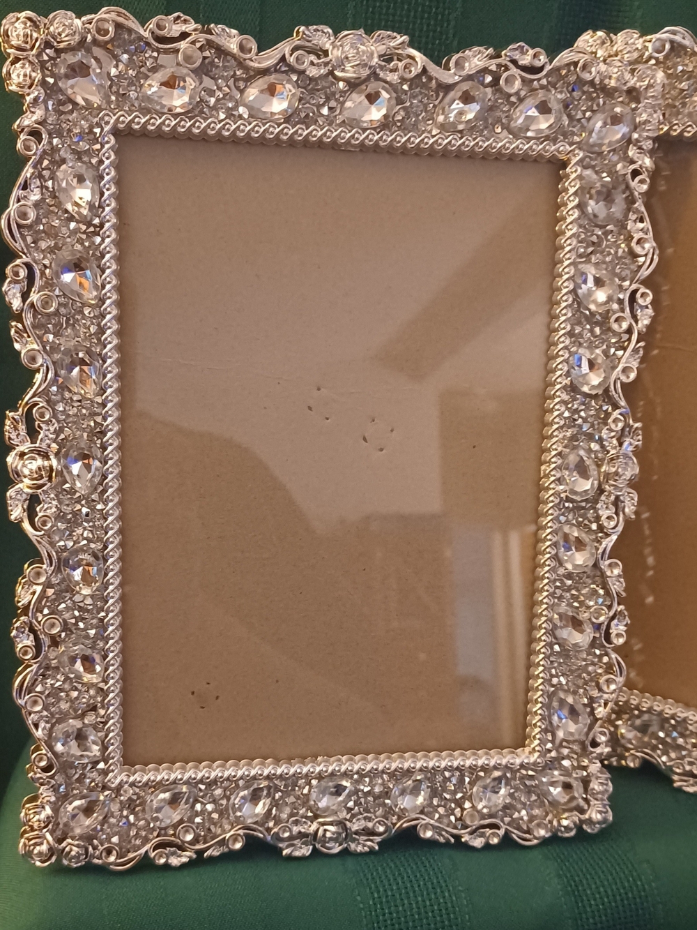 Elegant Silver Crystal-Embellished Picture Frame by